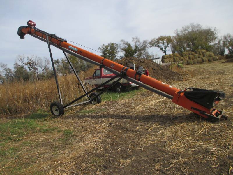 lot 22 image: Batco 1335 Electric Conveyor