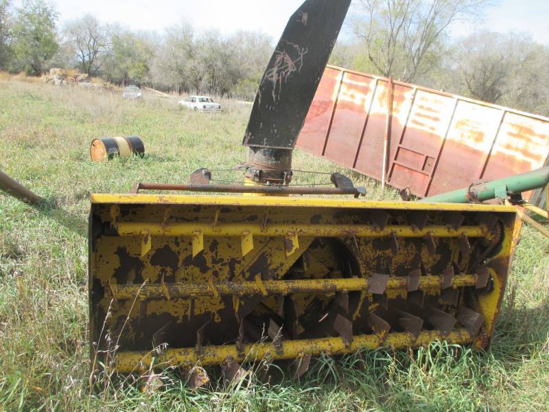 lot 84 image: 8 Lorenz Mfg Snowblower