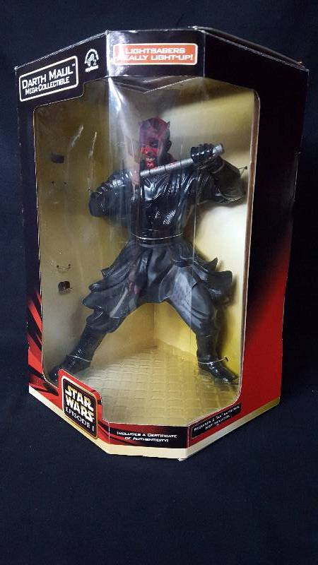 lot 11 image: Star Wars Batterie Operated