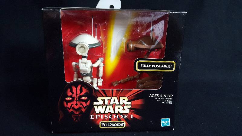 lot 17 image: Star Wars Episode 1