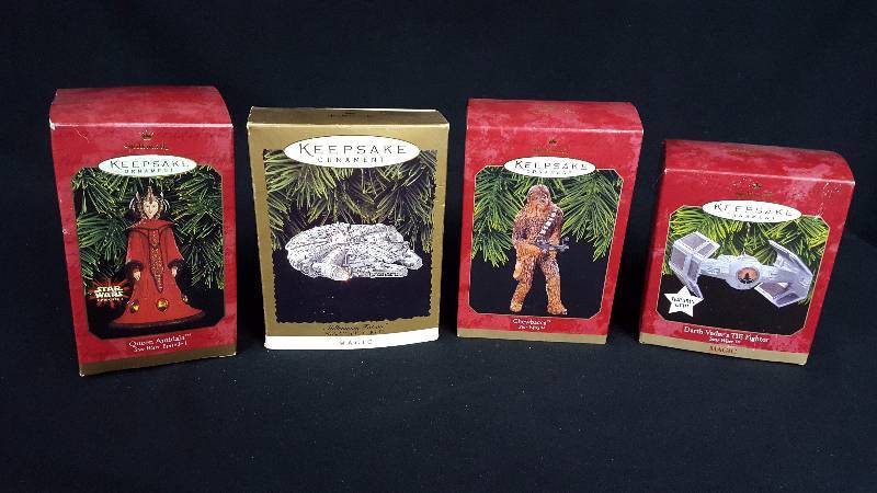 lot 63 image: Star Wars Hallmark Ornaments