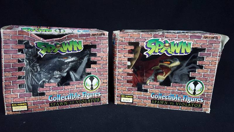 lot 76 image: Spawn Action Figure