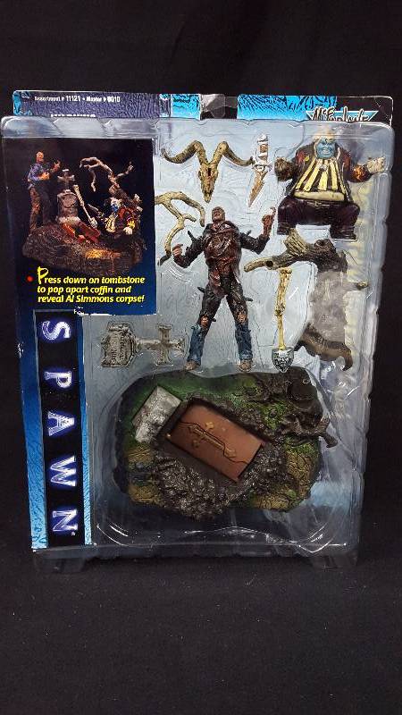 lot 120 image: Spawn Action Figure Play Sets