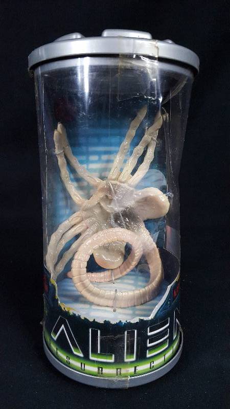 lot 180 image: Alien Resurrection Action Figure