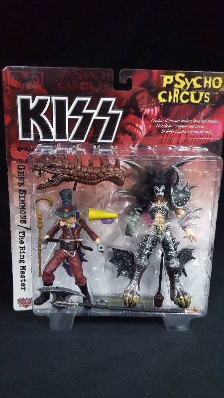 lot 220 image: Kiss Psycho Circus Action Figures