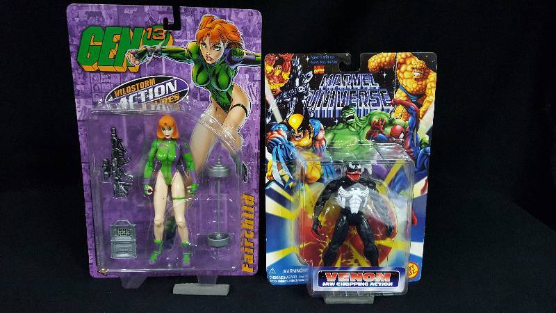 lot 241 image: Marvel Universe & Wind Storm Figures