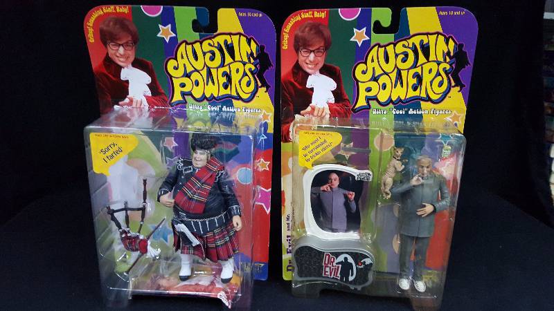 lot 255 image: Austin Powers Figures
