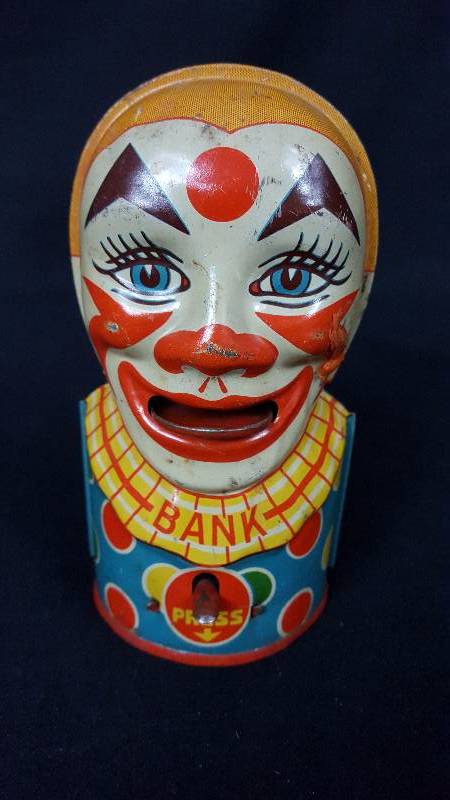 lot 286 image: Tin Clown Coin Bank