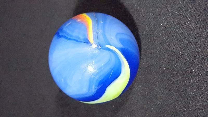 lot 288 image: Very Large Glass Shooter Marble