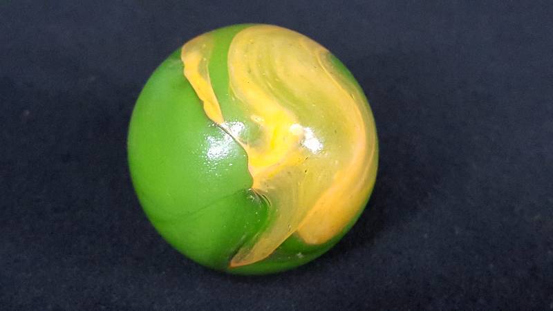 lot 290 image: Very Large Glass Shooter Marble