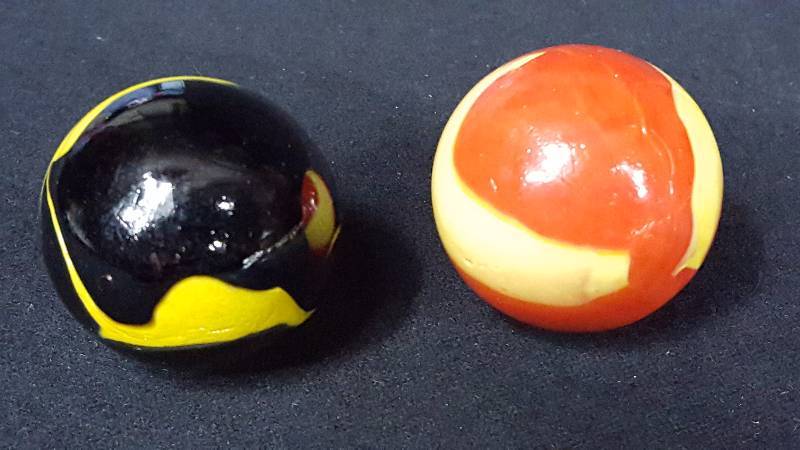 lot 294 image: Extra Large Glass Shooter Marble
