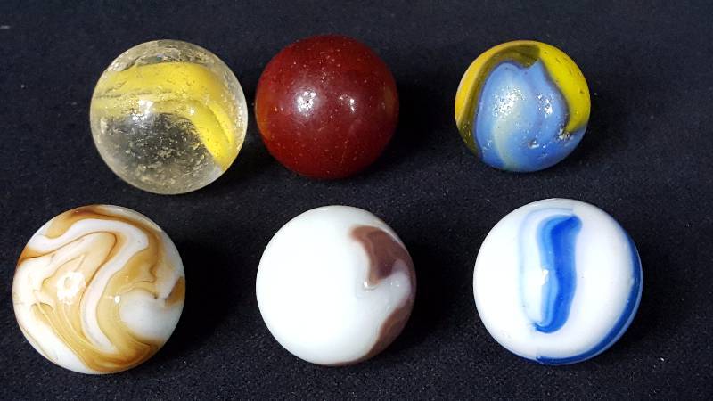 lot 298 image: Glass Shooter Marbles