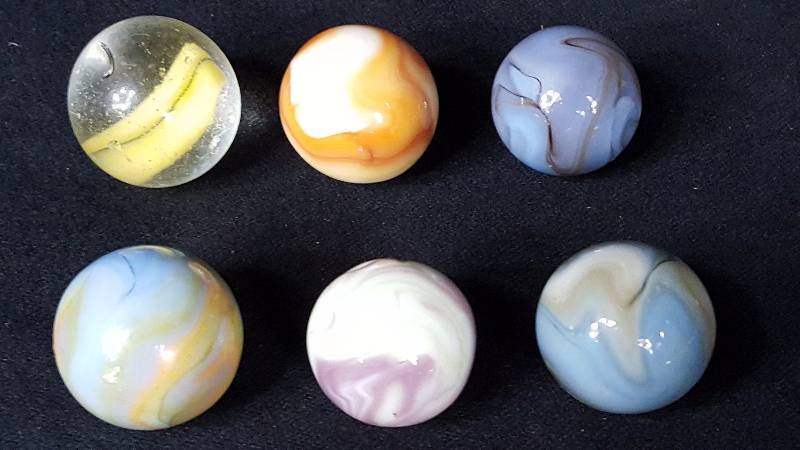 lot 300 image: Glass Shooter Marbles