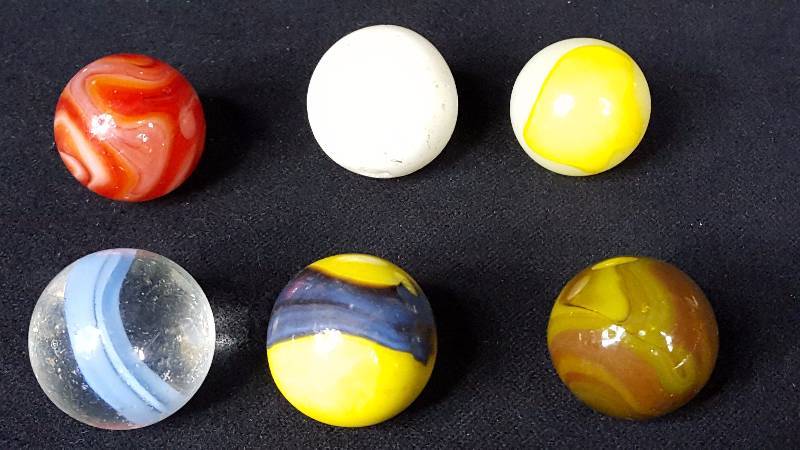 lot 301 image: Glass Shooter Marbles