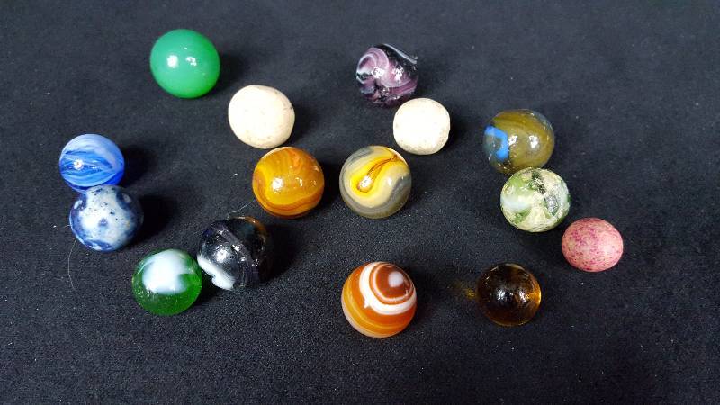 lot 311 image: Glass Marbles