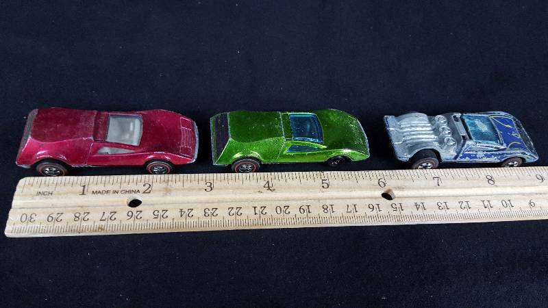 lot 336 image: (3) Redline Hot Wheels