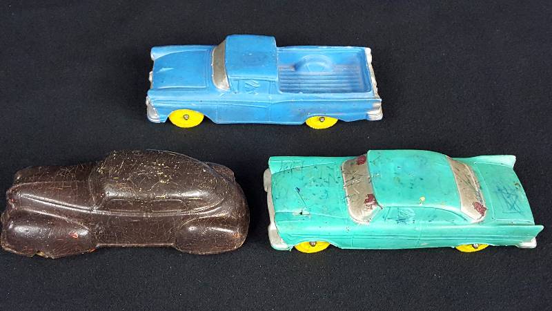 lot 340 image: Vintage Auburn Toys