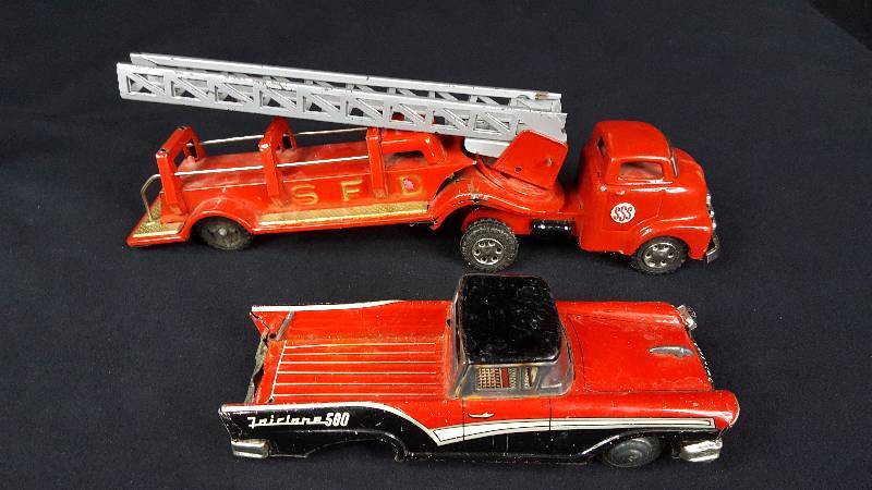 lot 345 image: Shioji & Toymaster Tin Toys