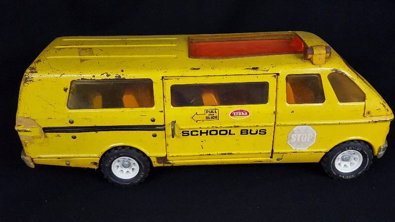 lot 350 image: Tonka Toy School bus