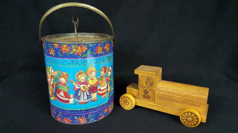 lot 360 image: Tin & Wood Toys