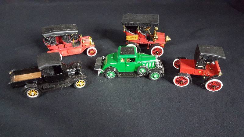 lot 368 image: National Motor Museum Die Cast Cars