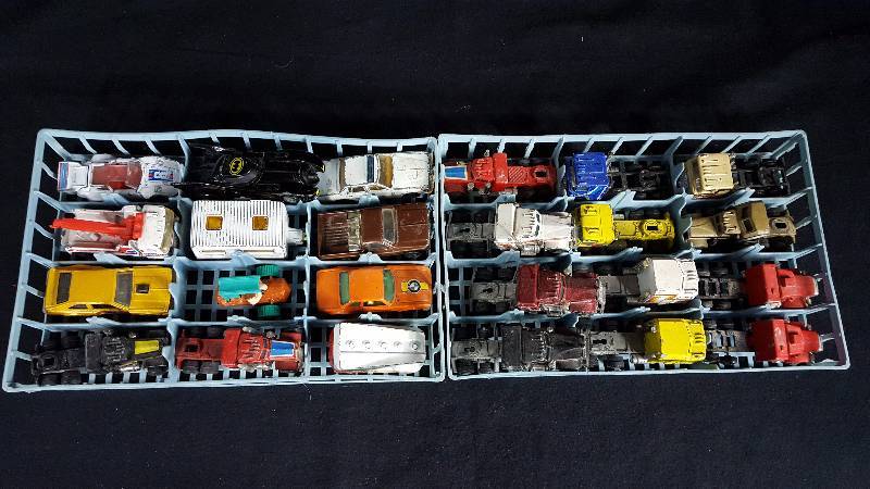 lot 382 image: Vintage Hot Wheels & Matchbox