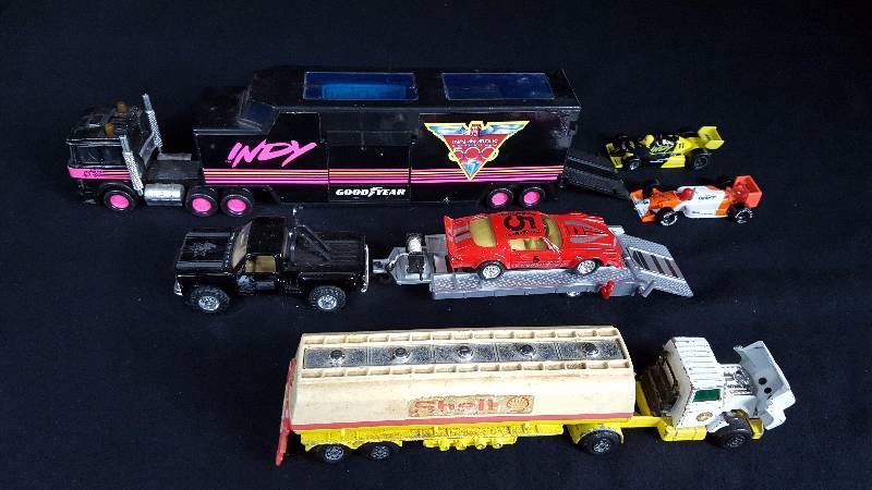 lot 390 image: Matchbox Super King & Mctoy Diecast
