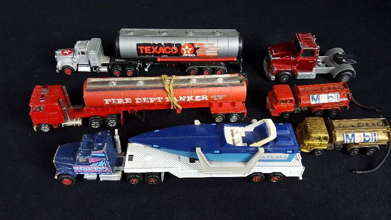 lot 391 image: Matchbox Super King  & Majorette Playart Diecast