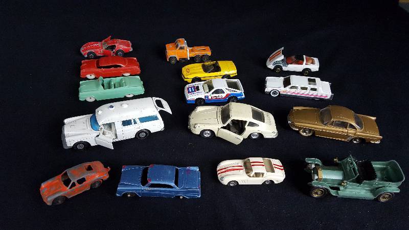 lot 392 image: Matchbox Speed King Gama Dinky Toy