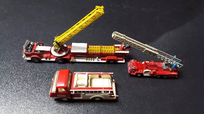 lot 441 image: Tonka Corgi & Shinsei Die Cast Fire Trucks