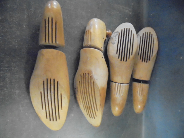 lot 13 image: Wood Shoe Forms