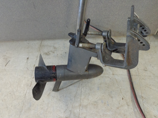 lot 38 image: Trolling Motor