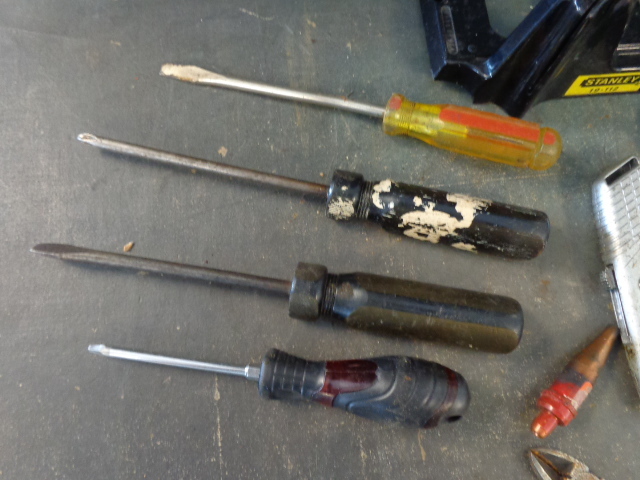 lot 49 image: Tools