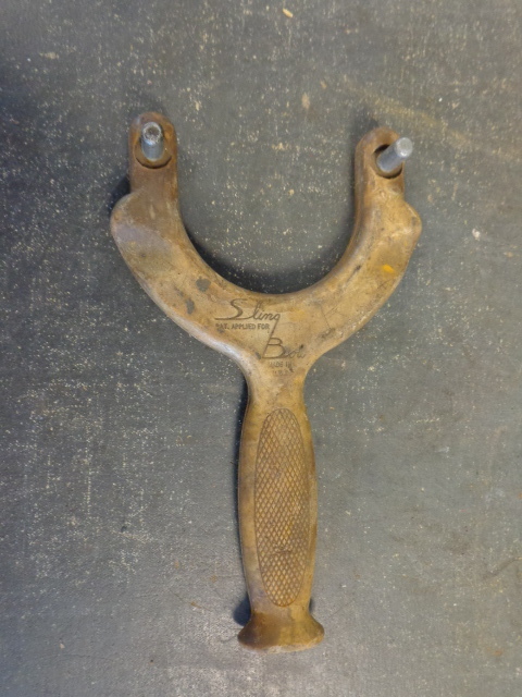 lot 76 image: Spark Plugs, Sling Bow, And Trailer Wiring Kit