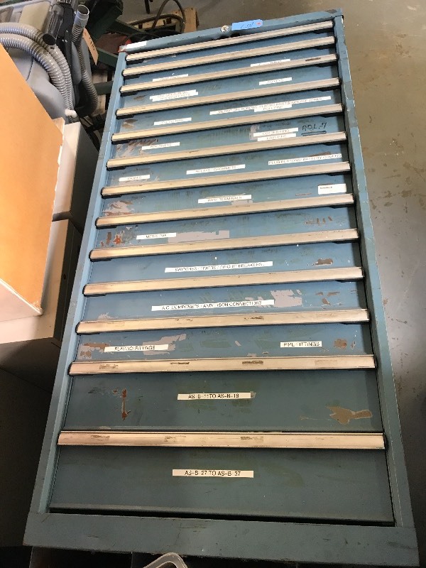 lot 107 image: HEAVY DUTY PARTS CABINET