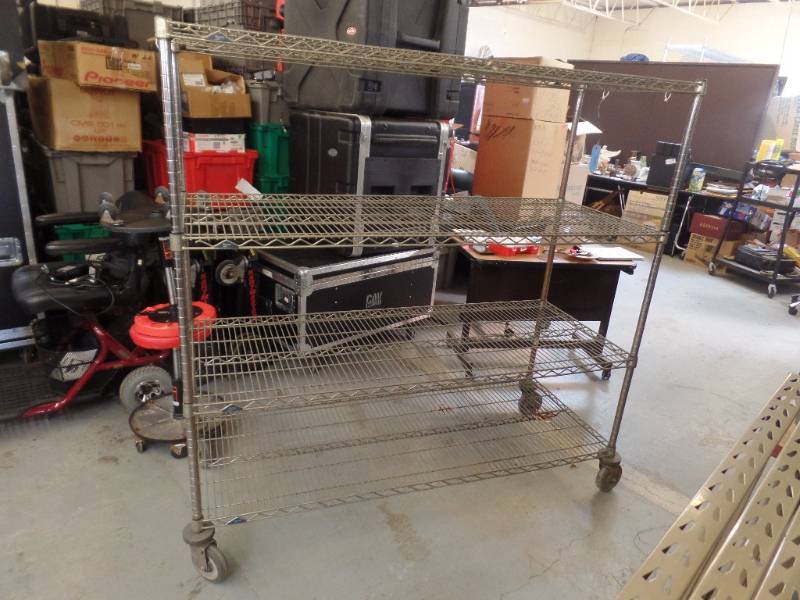 lot 114 image: ROLLING METRO SHELVING