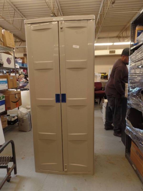 lot 119 image: STORAGE CABINET