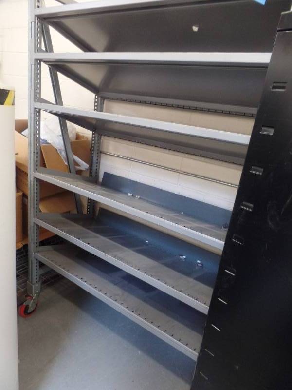 lot 128 image: ROLLING METAL SHOP RACK