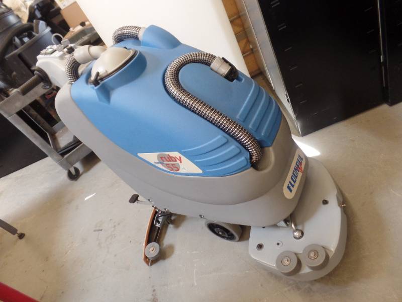 lot 130 image: RUBY SCRUBBER DRYER
