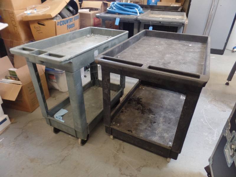 lot 136 image: ROLLING PLASTIC UTILITY CARTS