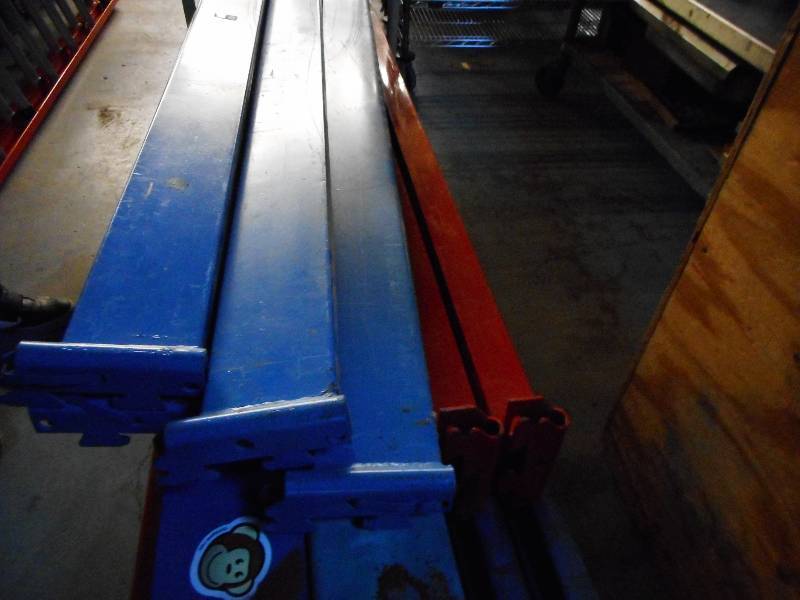 lot 101 image: PALLET RACKING