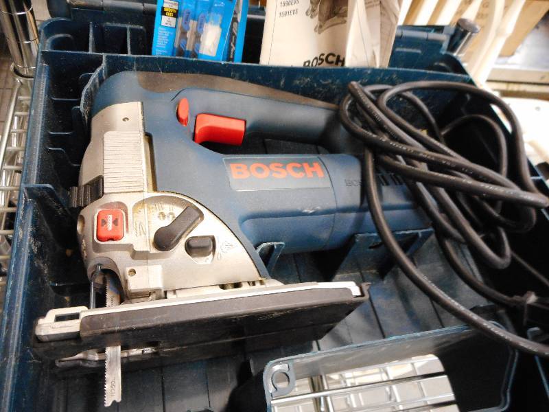 lot 152 image: BOSCH JIG SAW