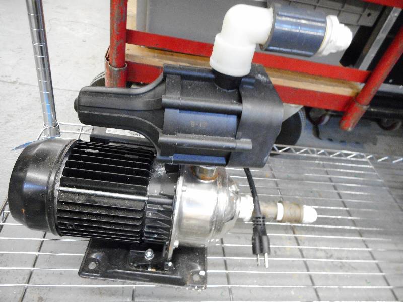 lot 155 image: CONTINUOUS DUTY PUMP