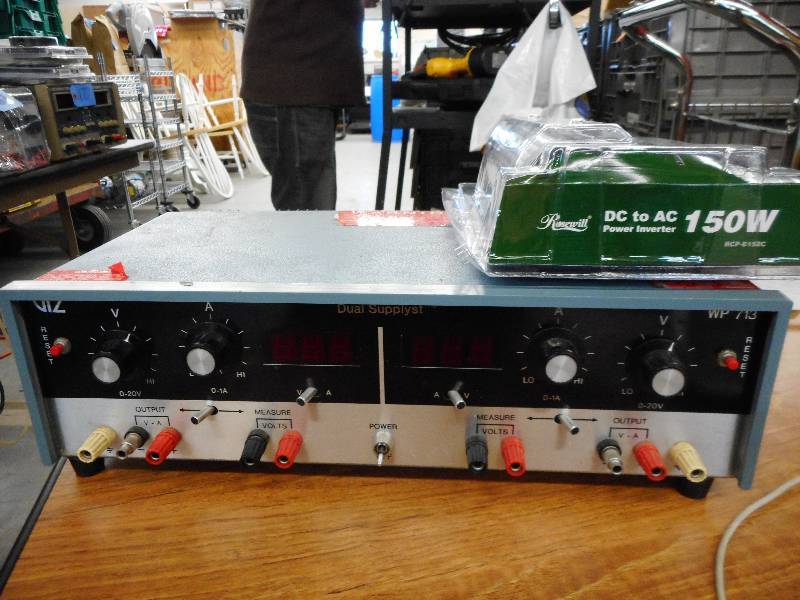 lot 182 image: DC POWER SUPPLY