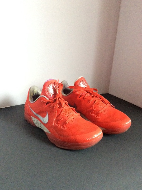 Kobe Basketball Shoes - Men size 11