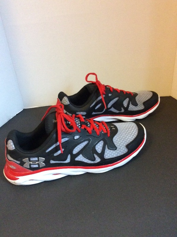 Under Armour Spine - Mens 12