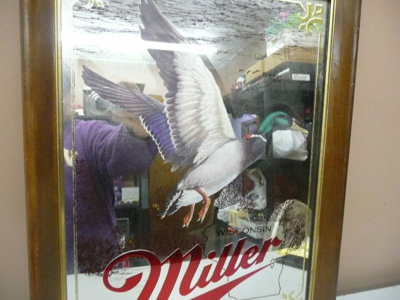 lot 6 image: MILLER HIGH LIFE FIRST EDITION WISCONSIN SPORTSMAN SERIES MIRROR (GOES WITH LOTS 3,4,5,7,8 FOR COMPLETE SERIES) - DUCK - NEW IN BOX - NEW OLD STOCK - SEE PICTURES