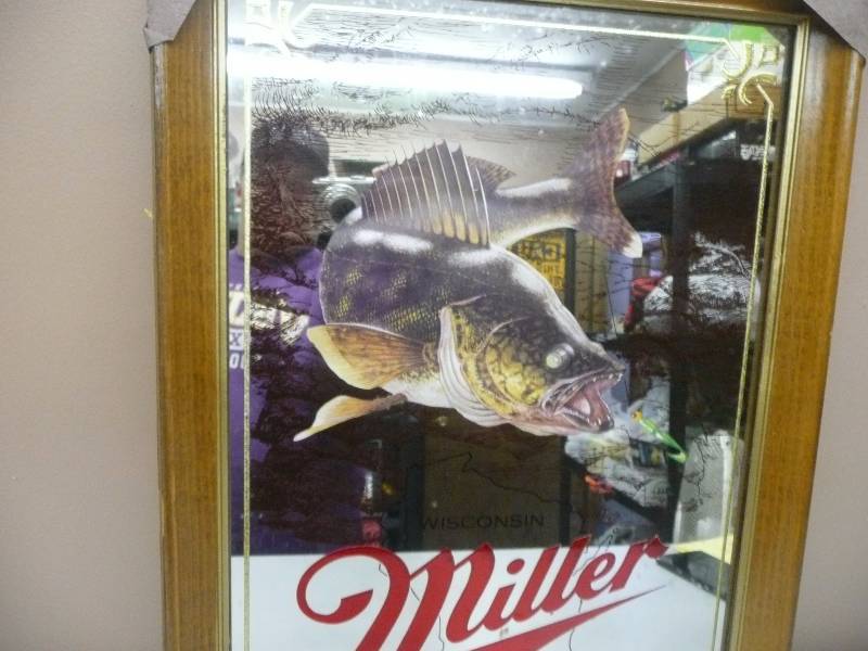 lot 7 image: MILLER HIGH LIFE FIRST EDITION WISCONSIN SPORTSMAN SERIES MIRROR (GOES WITH LOTS 3,4,5,6,8 FOR COMPLETE SERIES) - WALLEYE - NEW IN BOX - NEW OLD STOCK - SEE PICTURES