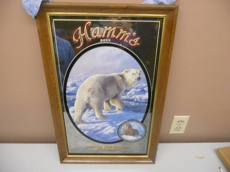 lot 10 image: HAMMS BEER,  AMERICAN BEAR COLLECTION - 1993 POLAR BEAR MIRROR - THIRD IN A SERIES, APPROX 16IN WIDE 24IN HIGH - NEVER HUNG STILL IN PACKAGE - SEE PICTURES