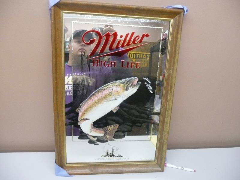 lot 23 image: MILLER HIGH LIFE WILD LIFE SERIES FIRST PRINTING, RAINBOW TROUT FIFTH IN THE SERIES - STILL IN BOX - GOES WITH LOTS 19,20,21,22,24 FOR COMPLETE SET - SEE PICTURES